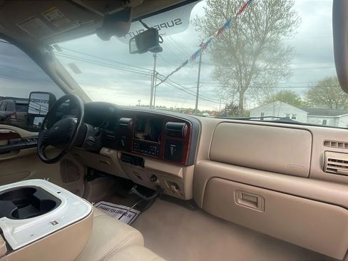 Used 2006 Ford F250 Lariat AWD/4WD image 26