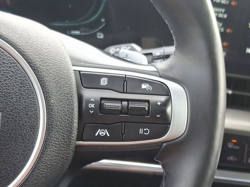 Used 2023 Kia Sportage EX w/ EX Premium Package image 23