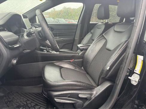 Used 2022 Jeep Compass Latitude w/ Sun and Sound Group AWD/4WD image 18