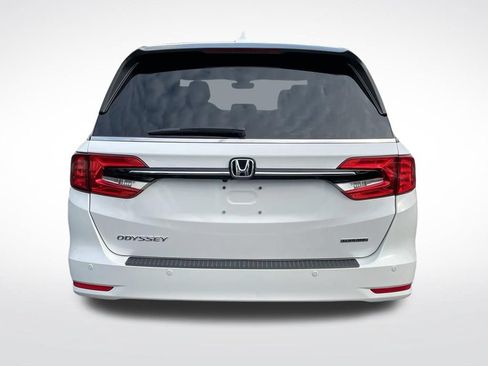 Used 2024 Honda Odyssey Touring image 4