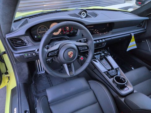 New 2026 Porsche 911 Carrera GTS image 23