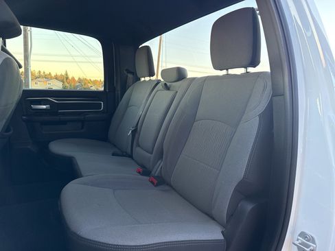 Used 2024 RAM 2500 Big Horn image 11