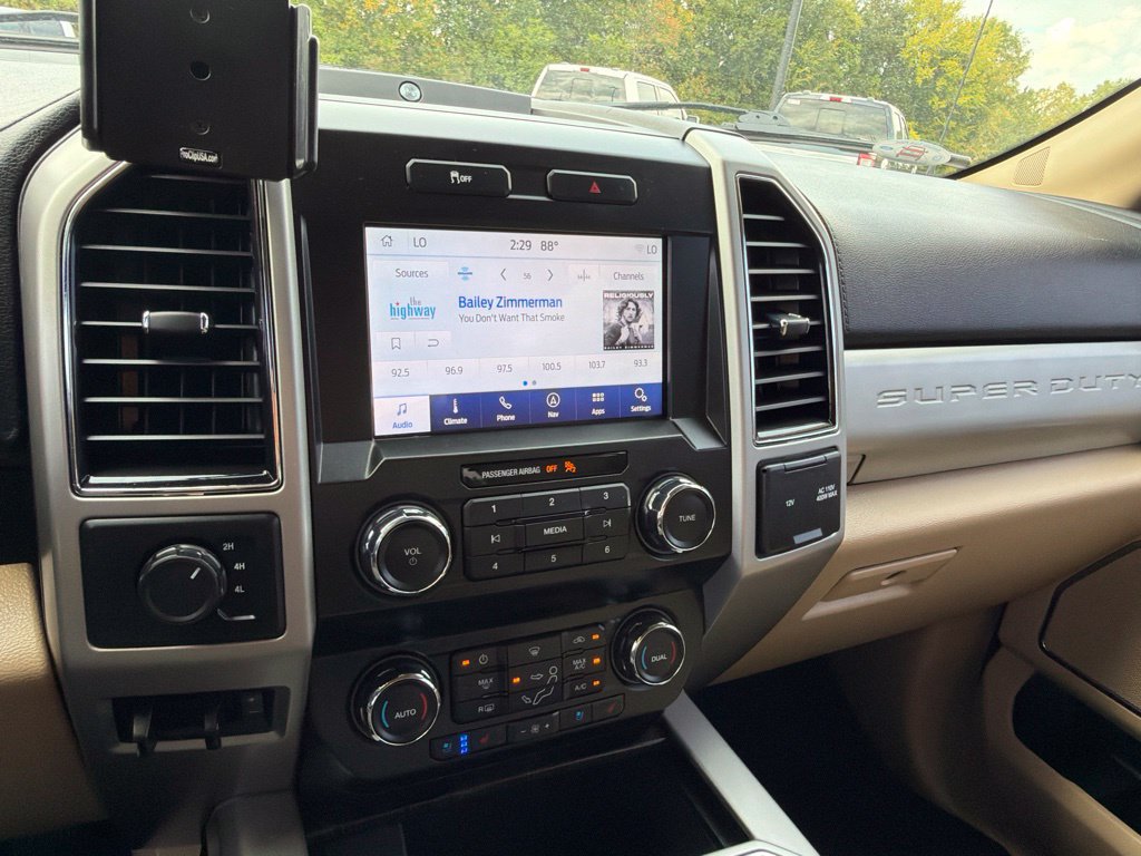 Used 2021 Ford F250 Lariat w/ Chrome Package AWD/4WD image 6