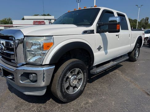 Used 2011 Ford F250 Lariat w/ Lariat Interior Pkg AWD/4WD image 9