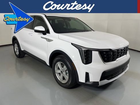 New 2026 Kia Sorento LX image 1