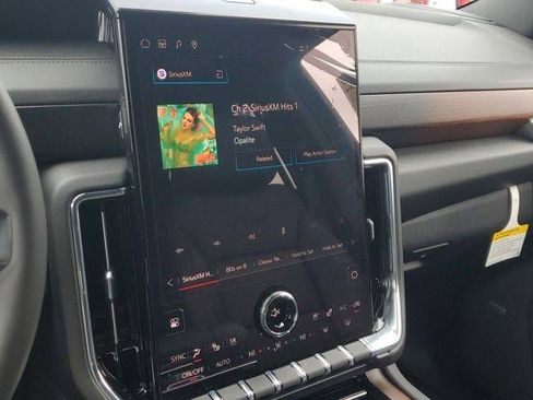 New 2026 GMC Yukon XL Denali w/ Sun & Power Step Package image 25