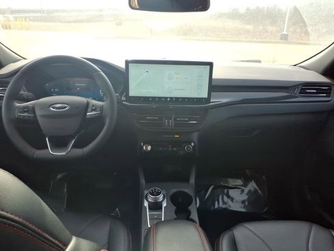 Used 2025 Ford Escape ST-Line Elite w/ Premium Technology Package image 36