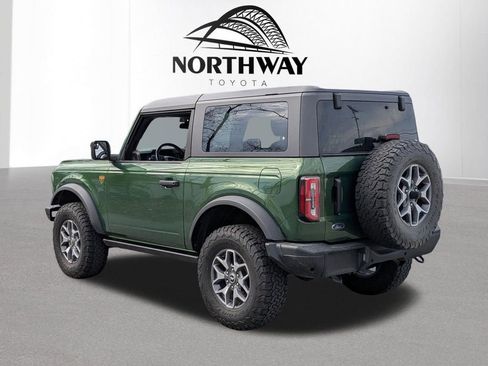 Used 2022 Ford Bronco Badlands image 6