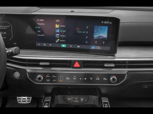 New 2025 Kia Sorento SX image 40