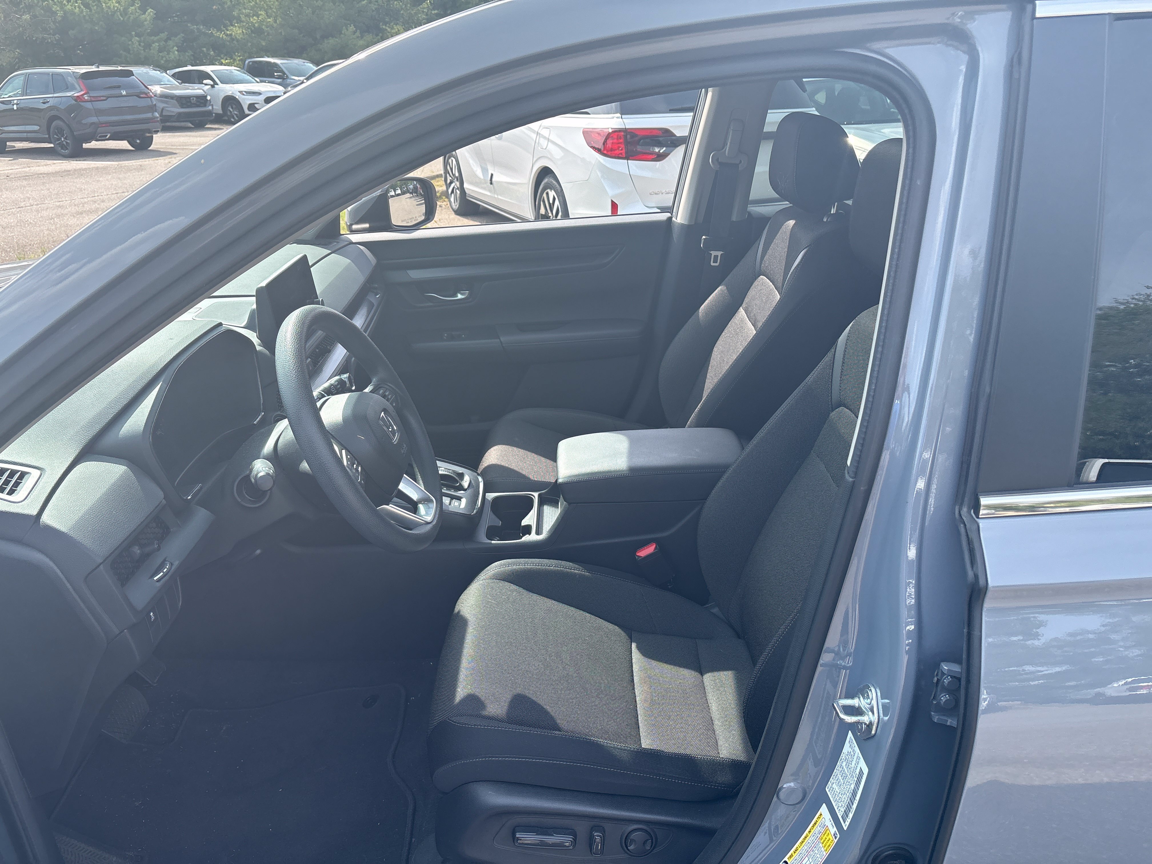 Used 2024 Honda CR-V EX image 5