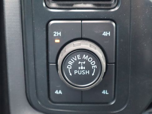 New 2025 Ford F150 Platinum w/ Equipment Group 702A High image 24