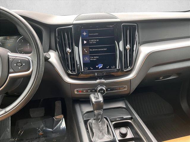 Used 2019 Volvo XC60 T5 Momentum w/ Multimedia Package FWD image 8