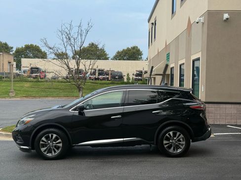 Used 2018 Nissan Murano SV image 9