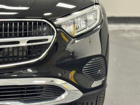 Used 2025 Mercedes-Benz GLC 300 image 8
