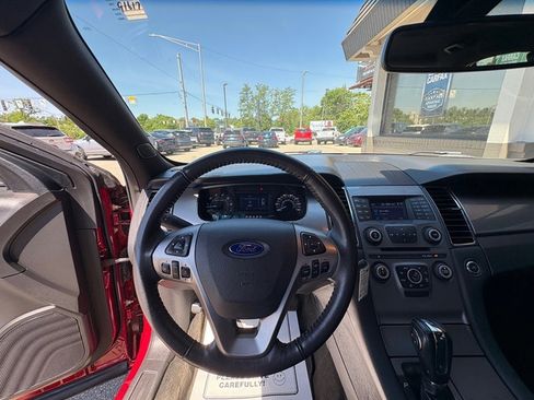 Used 2017 Ford Taurus SEL FWD image 20