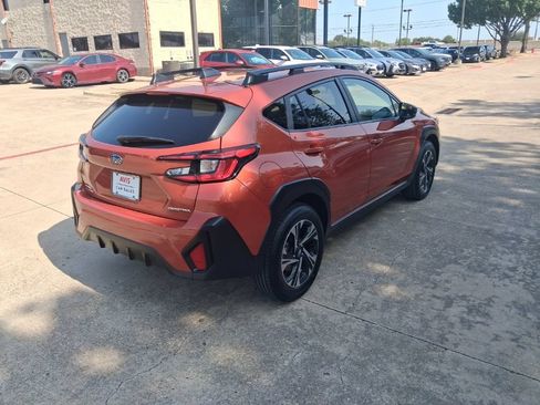 Used 2025 Subaru Crosstrek 2.5i Premium AWD/4WD image 8