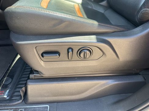 Used 2021 GMC Sierra 1500 AT4 w/ AT4 Premium Package AWD/4WD image 14