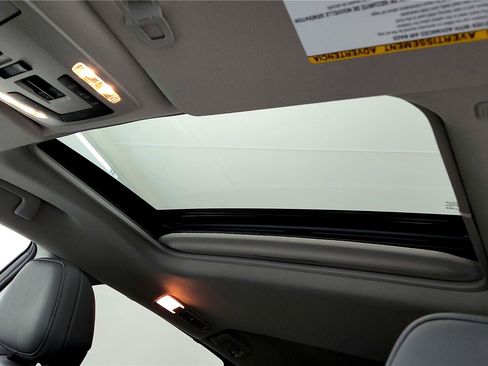 Certified 2024 Toyota Sienna XLE w/ XLE Plus Package image 39