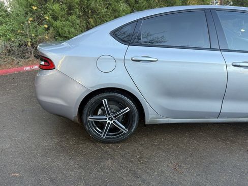 Used 2015 Dodge Dart SXT image 13
