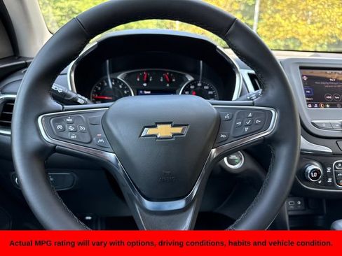 Used 2024 Chevrolet Equinox LT FWD image 16