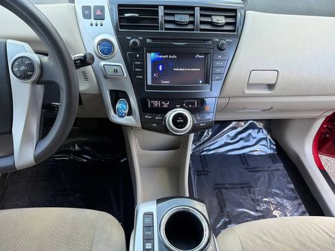Used 2012 Toyota Prius V Two FWD image 28