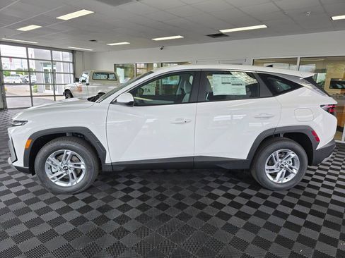 New 2026 Hyundai Tucson SE AWD/4WD image 6