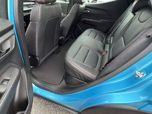 New 2027 Chevrolet Bolt RS w/ Technology Package FWD image 17