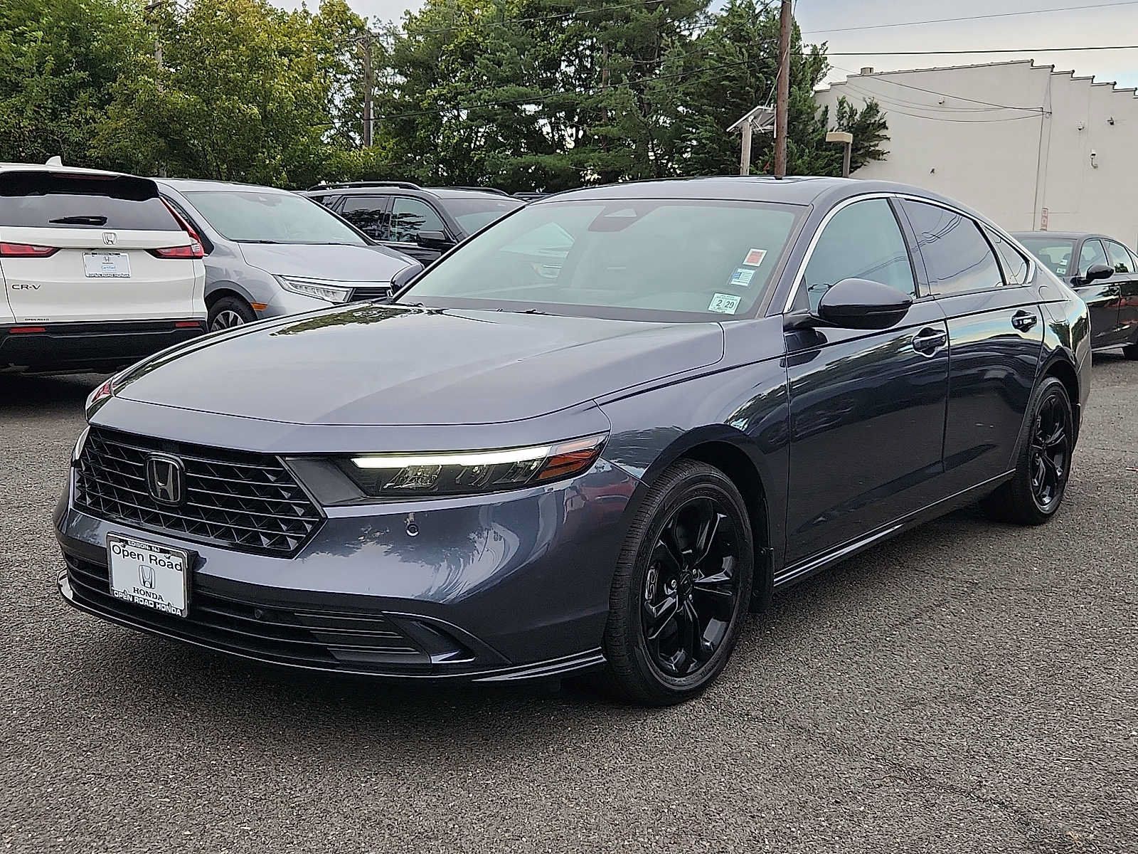 Used 2024 Honda Accord EX-L image 3