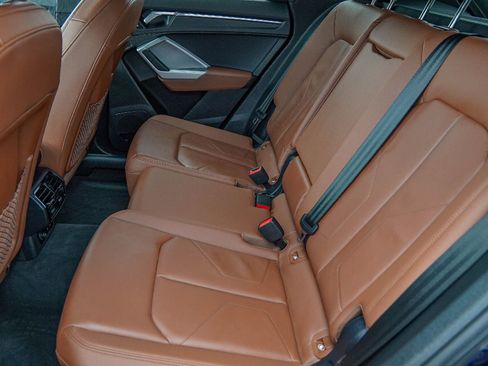 Certified 2025 Audi Q3 2.0T Premium Plus w/ Premium Plus Package image 28