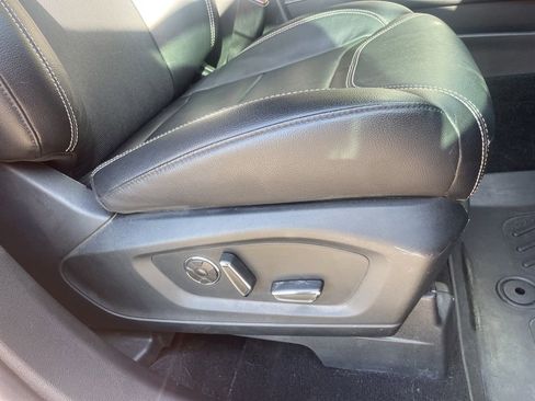 Used 2020 Ford Explorer ST w/ ST Street Pack image 17