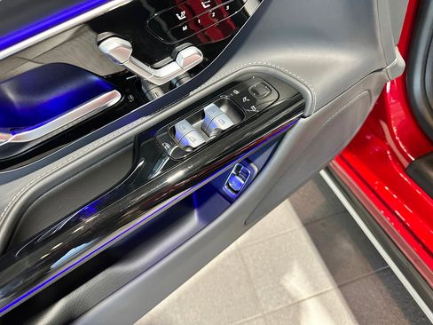 Used 2024 Mercedes-Benz SL 43 AMG image 14