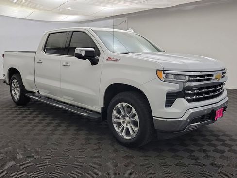 Used 2024 Chevrolet Silverado 1500 LTZ w/ Z71 Off-Road Package image 6