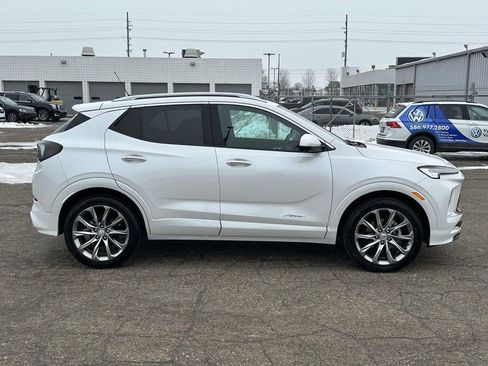 Used 2024 Buick Encore GX Avenir w/ Avenir Technology Package image 2