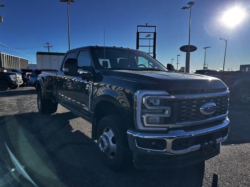 Used 2024 Ford F350 Lariat w/ Lariat Ultimate Package image 8