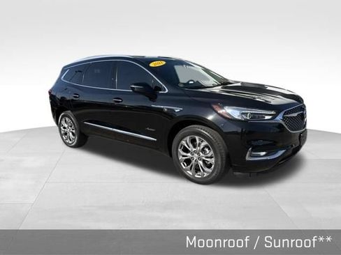 Used 2021 Buick Enclave Avenir w/ Avenir Technology Package AWD/4WD image 2