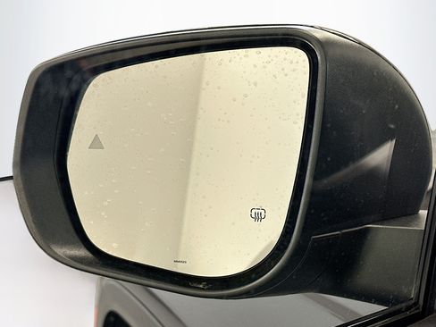 Used 2023 Jeep Grand Cherokee Laredo AWD/4WD image 16