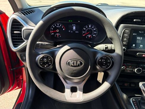 Certified 2021 Kia Soul S FWD image 15