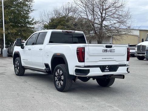Used 2024 GMC Sierra 2500 Denali w/ Denali Reserve Package image 3