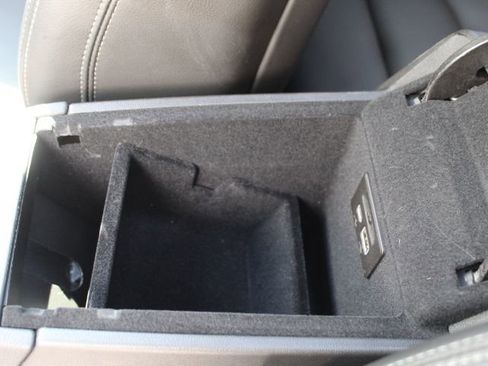 Used 2022 Cadillac XT6 Luxury w/ LPO, Floor Liner Package image 25