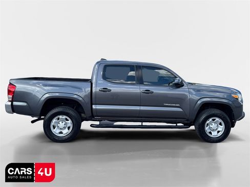 Used 2020 Toyota Tacoma SR5 image 8