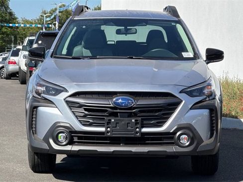 New 2025 Subaru Outback Premium image 6