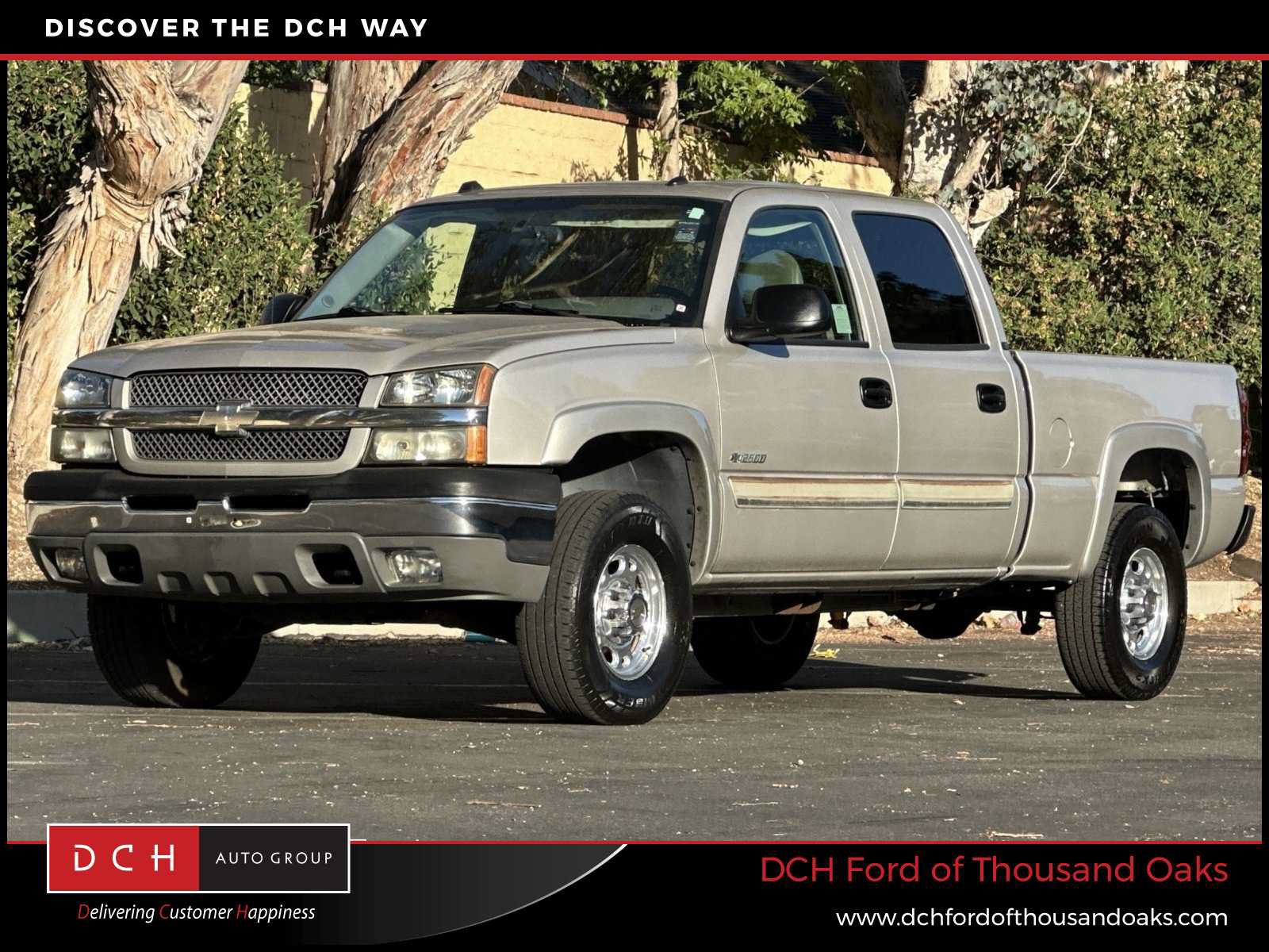 Used 2004 Chevrolet Silverado 2500 LT RWD image 1