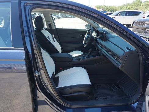 Used 2026 Honda Accord SE image 15
