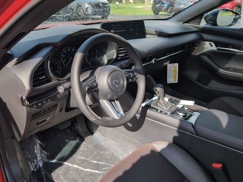 New 2026 MAZDA MAZDA3 Hatchback w/Premium Plus Pkg AWD/4WD image 16