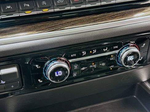New 2026 GMC Sierra 1500 Elevation w/ Elevation Premium Package AWD/4WD image 16
