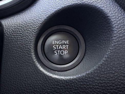 Used 2024 Toyota Corolla Cross XLE w/ Convenience Package image 21