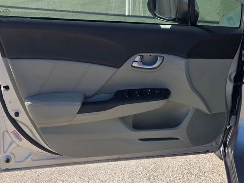 Used 2012 Honda Civic EX-L image 25