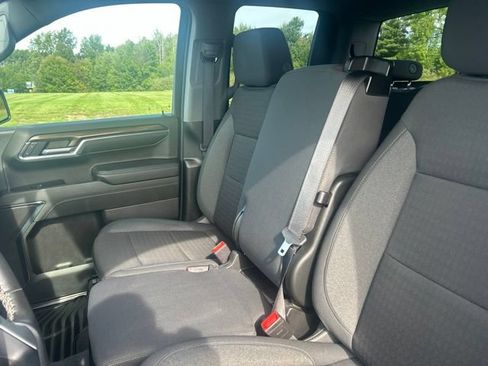 Used 2024 Chevrolet Silverado 1500 LT AWD/4WD image 31