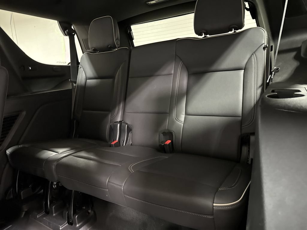 Used 2023 GMC Yukon SLT w/ SLT Premium Package AWD/4WD image 25