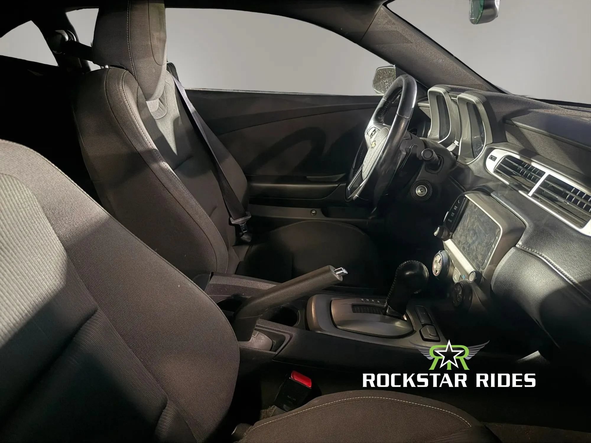 Used 2015 Chevrolet Camaro LT RWD image 4